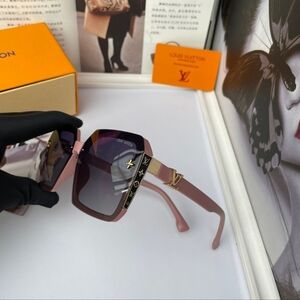 <AUTHENTIC>Louis Vuitton Two Tone Geometric